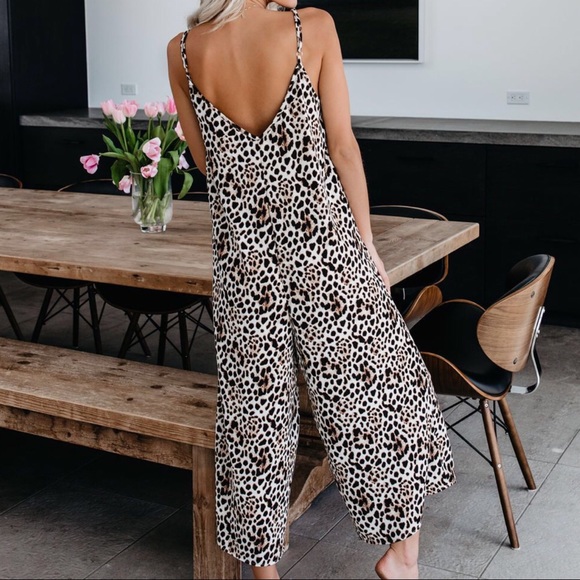1 LEFT‼️5🌟Leopard Jumpsuit - Picture 4 of 7